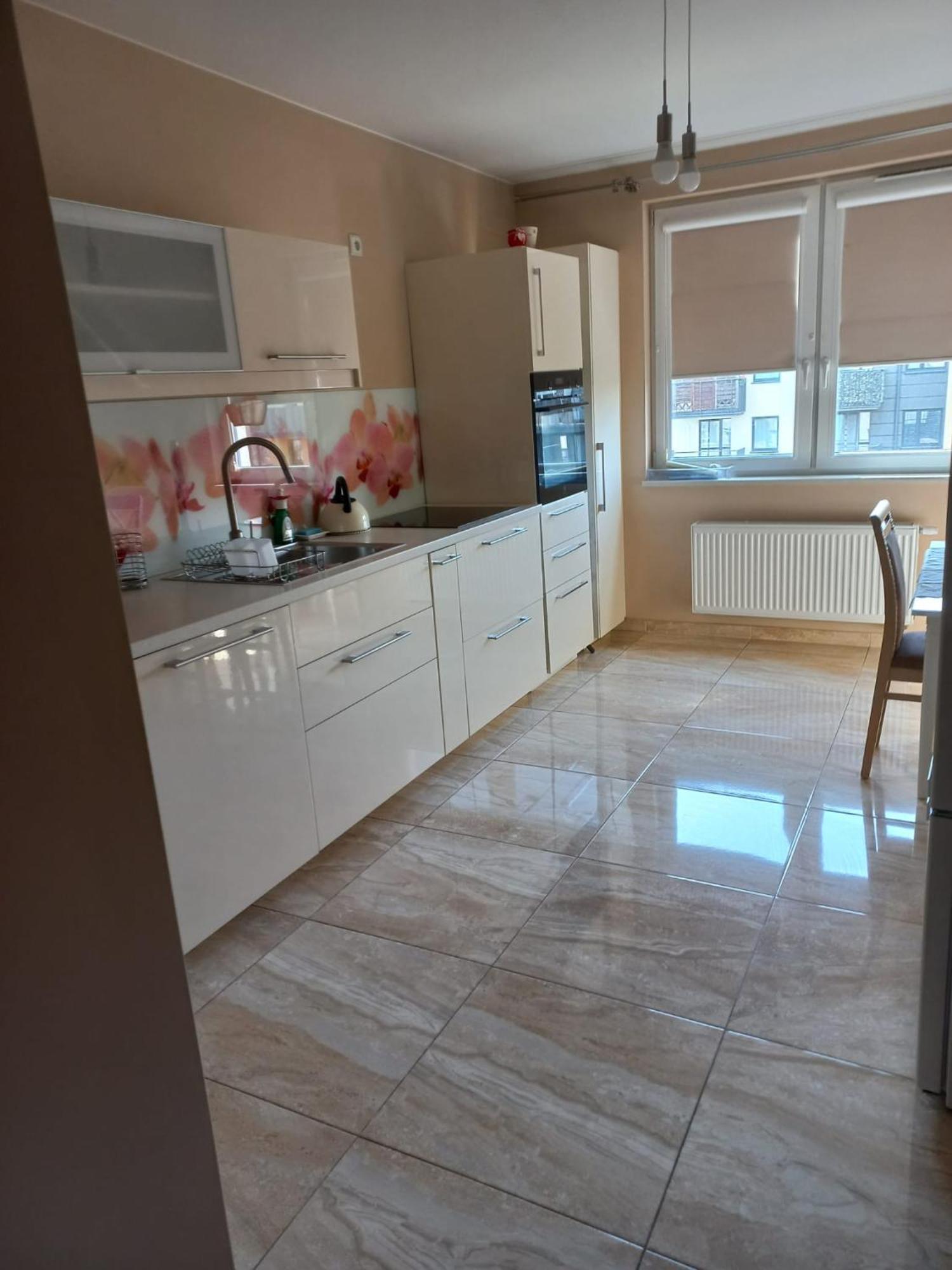 Cozy Corner: Apartment With Wifi And Private Balcony Вроцлав Екстериор снимка
