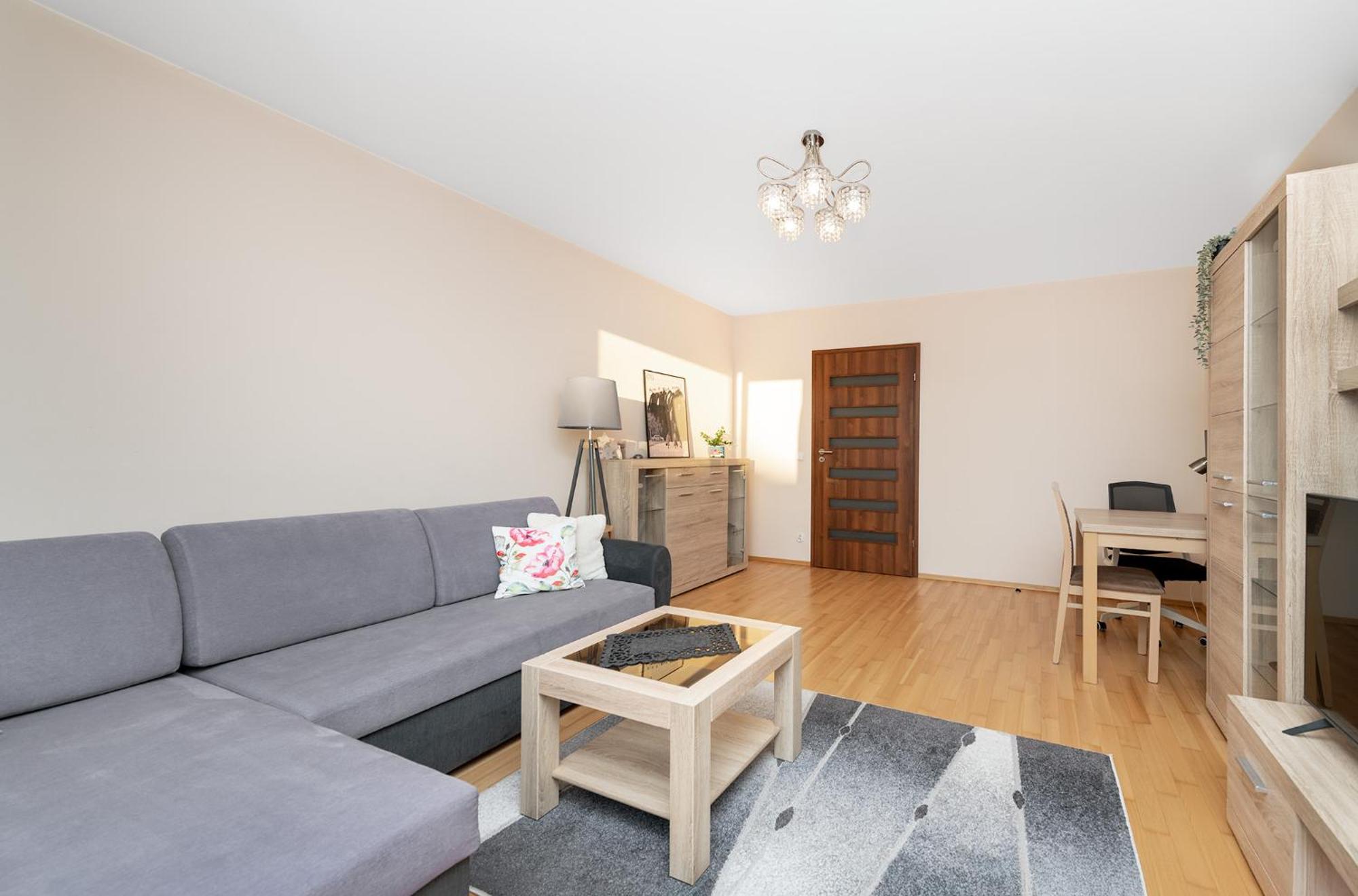 Cozy Corner: Apartment With Wifi And Private Balcony Вроцлав Екстериор снимка